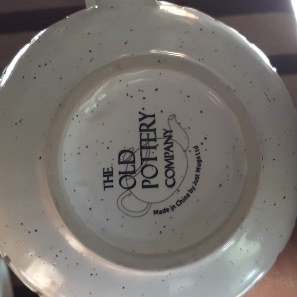 Assorted Mugs Christmas Bundle - Picture 10 of 14